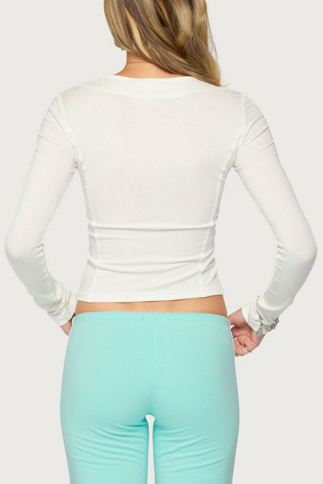 Edikted Sali Long Sleeve V Neck Top #4