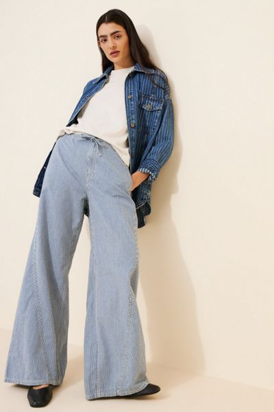Guess Jeans High Rise Twisted Jogger Jeans