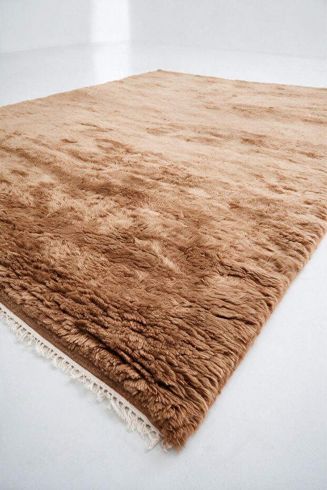 Jubi Solid Color Shag Wool Rug Hand-Knotted #1