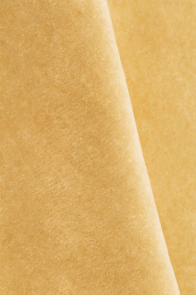 Jubi Solid Color Oval Hand-Tufted Wool Rug #1
