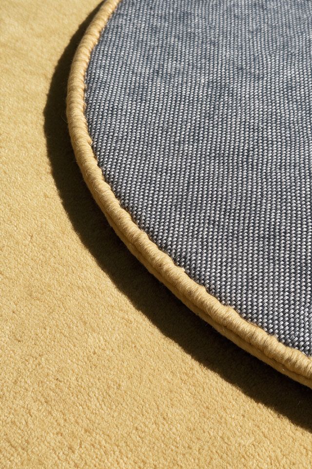 Jubi Solid Color Oval Hand-Tufted Wool Rug #3