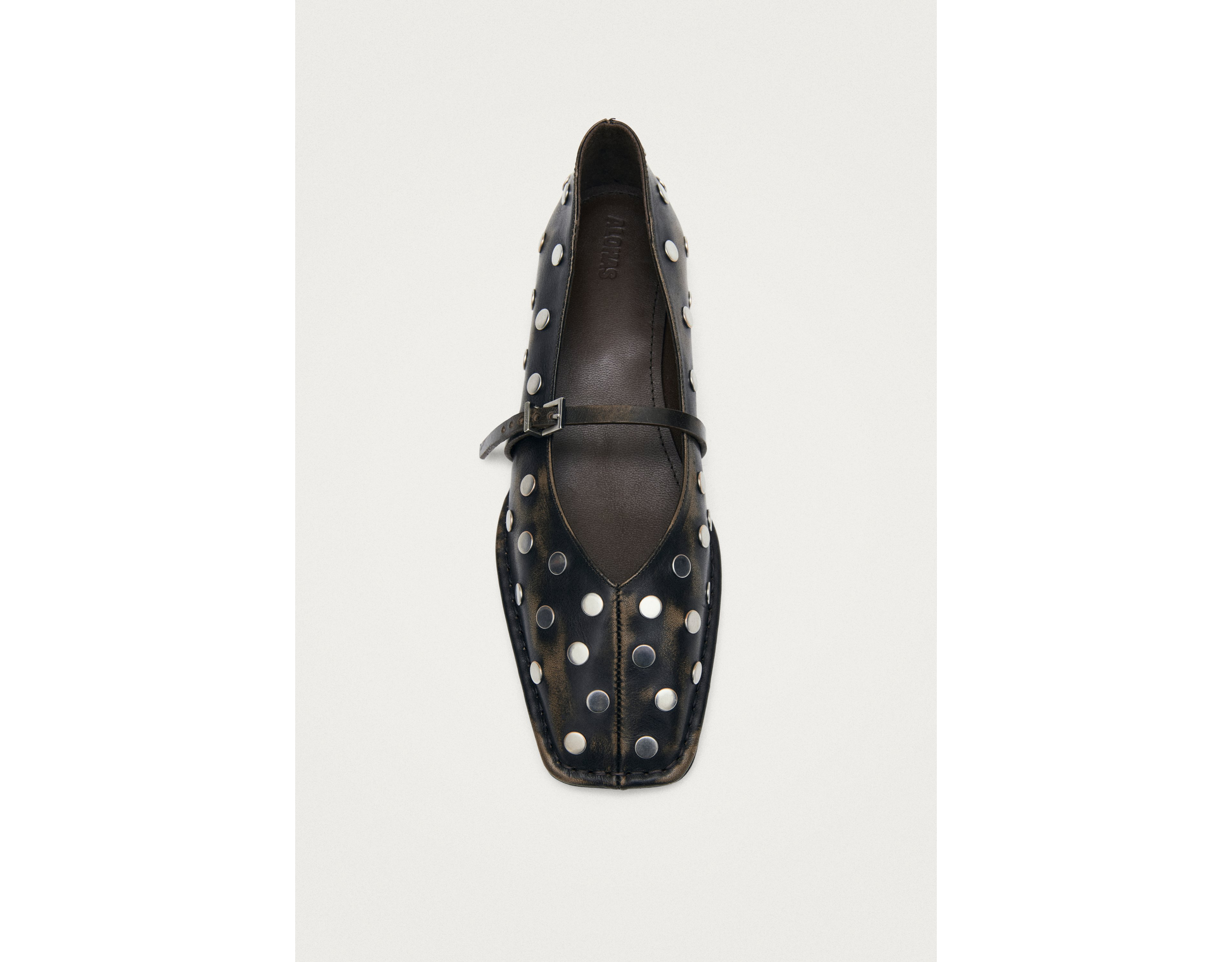 ALOHAS Sway All Studs Vintage Effect Leather Ballet Flats