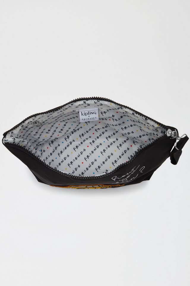 Kipling Friends How you doin’? Naomi Pouch #4