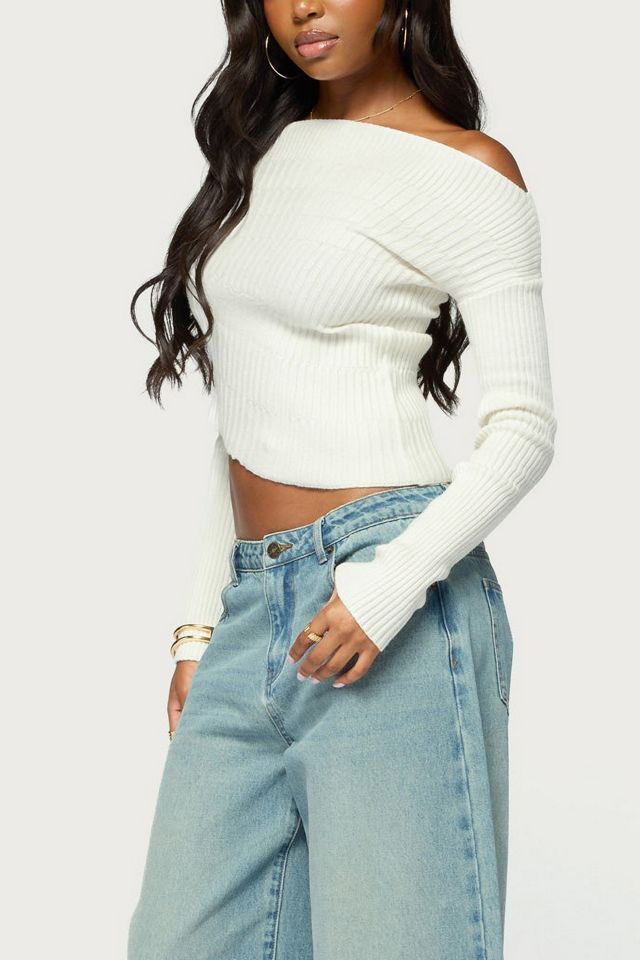 Edikted Celea Off Shoulder Knit Sweater #3