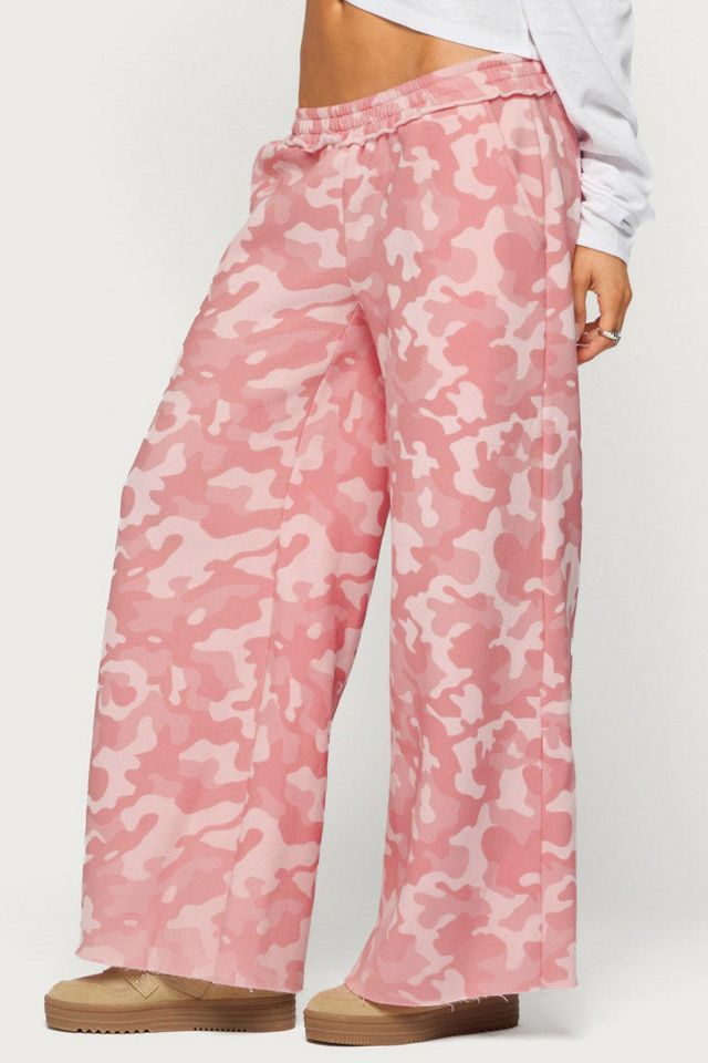 Edikted Adelyn Camo Wide Leg Sweatpants #1