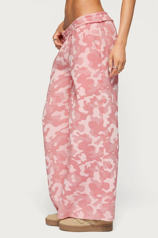 Edikted Adelyn Camo Wide Leg Sweatpants #3