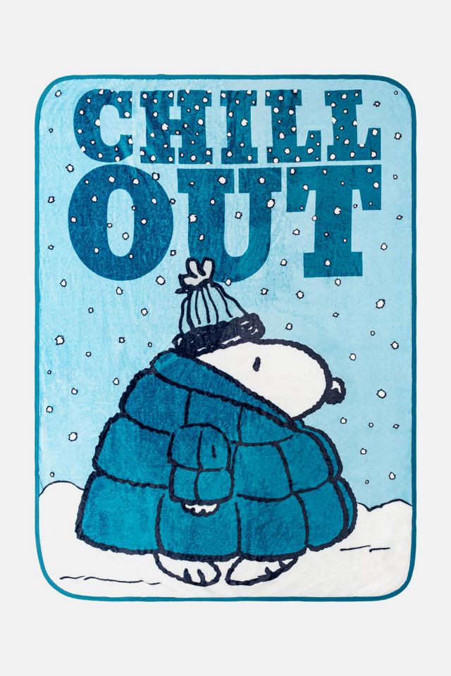 Snoopy "Chill Out" Fleece Throw Blanket #1