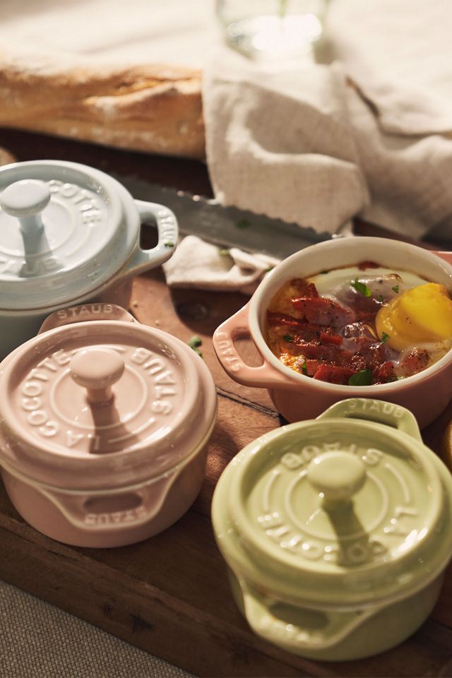 Staub Ceramic Mini Round Cocotte Set #1