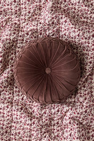 【年末セール12/31まで】 urban outfitters ラグ Black Friday + Cyber Monday 2023 Deals