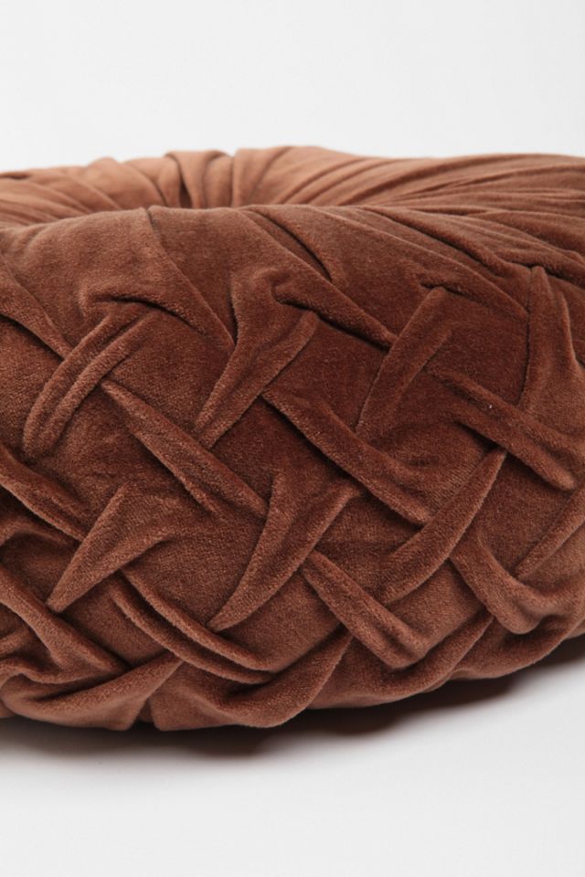 Round Pintuck Pillow #1
