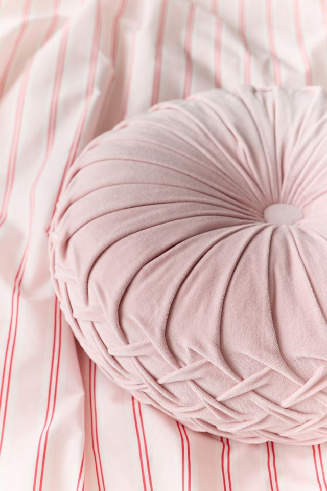 Round Pintuck Pillow #1
