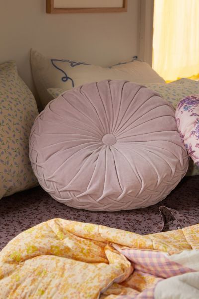 Round Pintuck Pillow Urban Outfitters