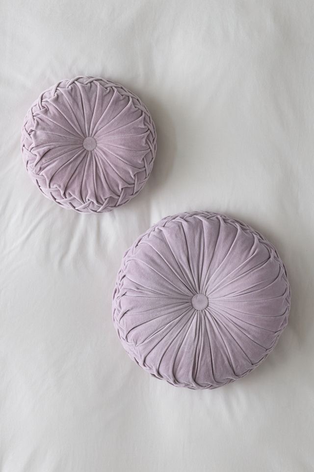 Round Pintuck Pillow #3