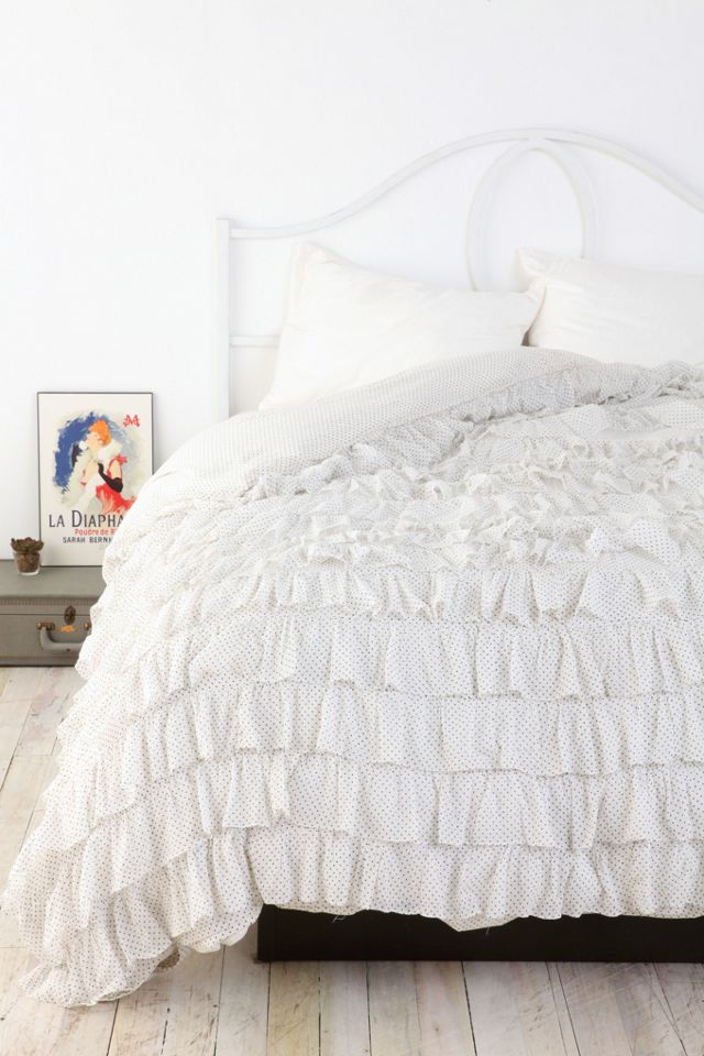 Polka Dot Waterfall Ruffle Duvet Cover | Urban Outfitters Canada