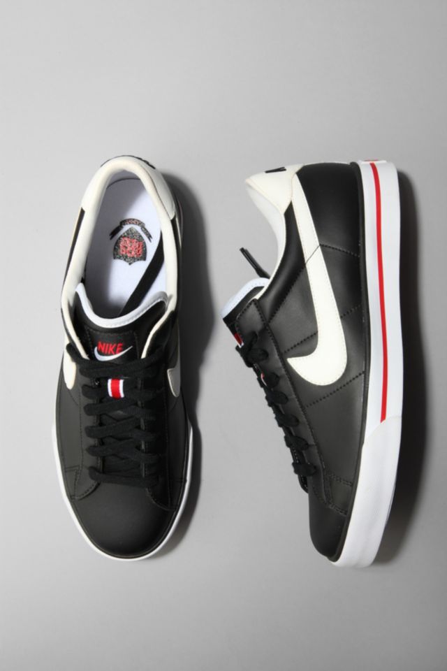 Nike Sweet Classic Leather | Urban Outfitters