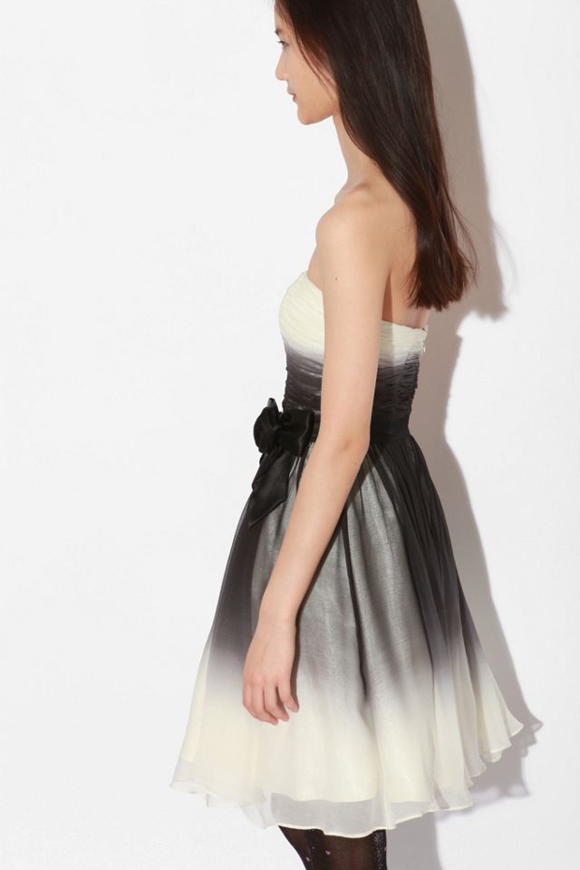 Betsey Johnson Ombre Chiffon Strapless Dress | Urban Outfitters