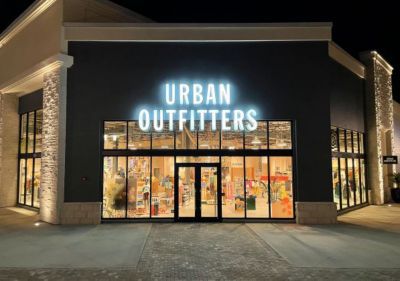 Aventura, Miami, FL  Urban Outfitters Store Location