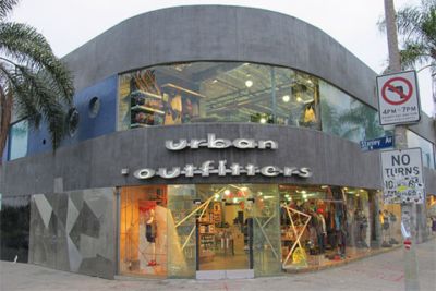 Melrose, Los Angeles, CA | Urban Outfitters Store Location