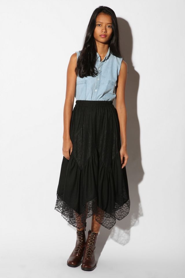 Vintage 80s Lace Blocked Maxi Skirt | Urban Outfitters Vintage 80s Lace Blocked Maxi Skirt | Urban Outfitters