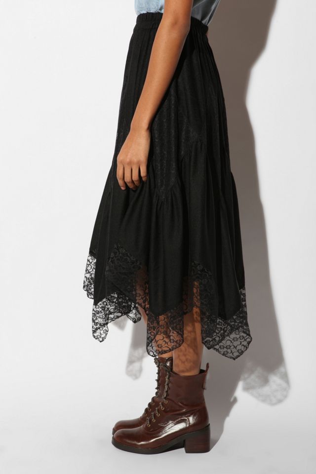 Vintage 80s Lace Blocked Maxi Skirt | Urban Outfitters Vintage 80s Lace Blocked Maxi Skirt | Urban Outfitters