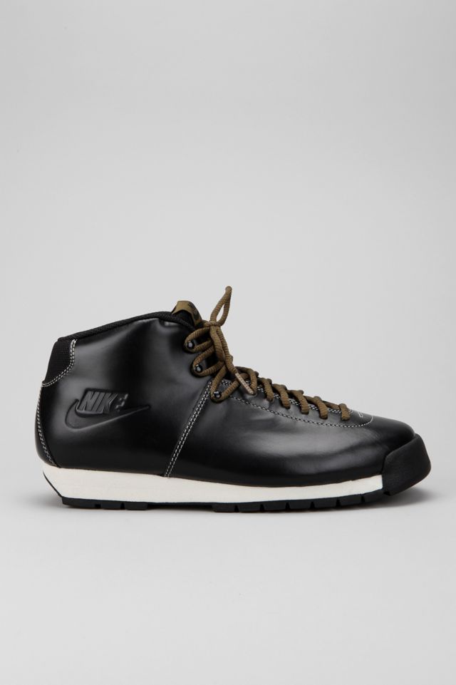 Nike Air Magma ND Boot | Urban Outfitters display picture 3