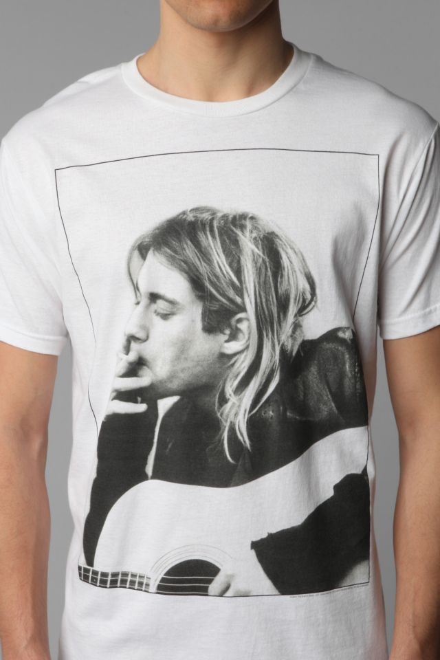 Kurt cobain 2025 smoking t shirt