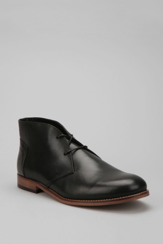 H by hotsell hudson chukka boot