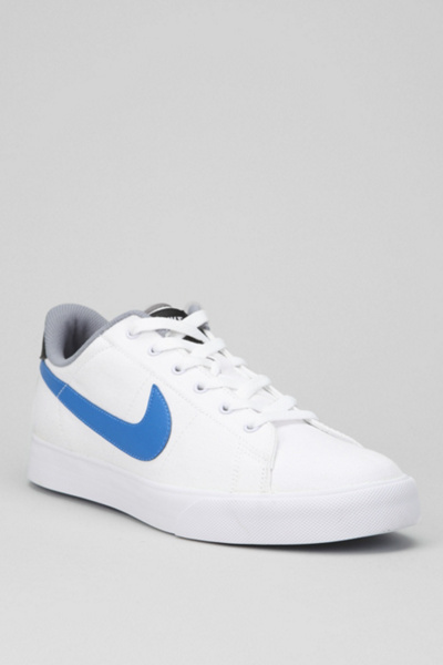 classic canvas nike