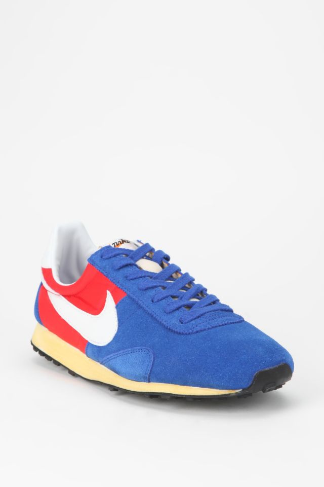 Selección conjunta imán visto ropa Nike Pre-Montreal Racer Sneaker | Urban Outfitters