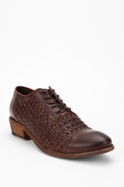 frye carson heel oxford