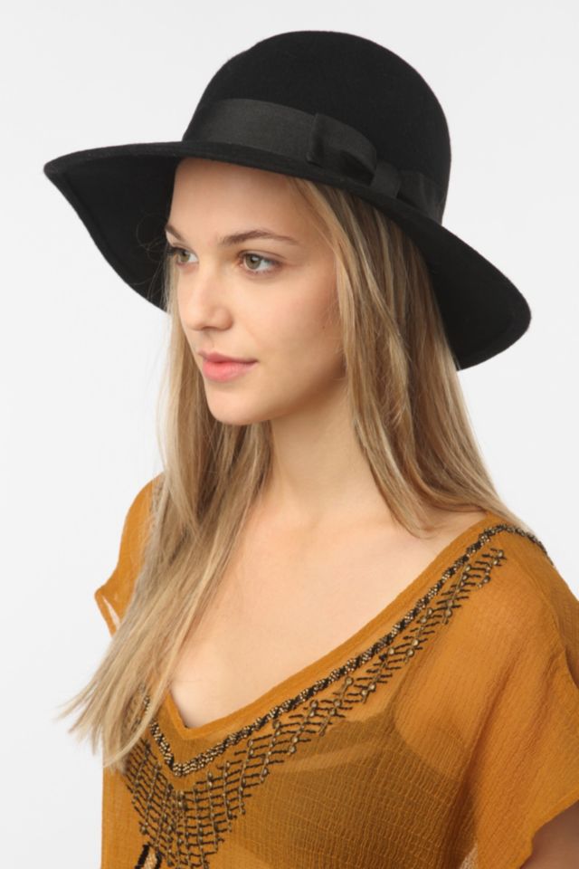 Flat Brim Fedora | Urban Outfitters