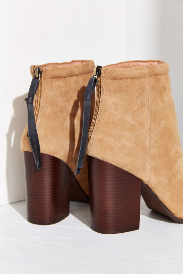 jeffrey campbell rumble booties