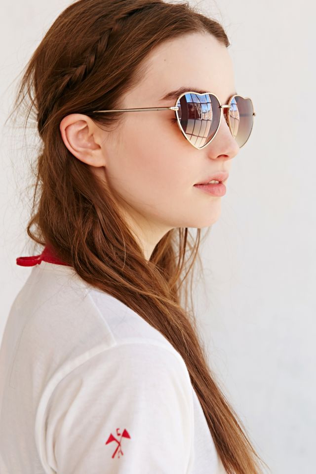 【正規】セレーナゴメス着用URBAN OUTFITTERS ハート型 サングラス UO Heartbreaker Sunglasses | Urban Outfitters