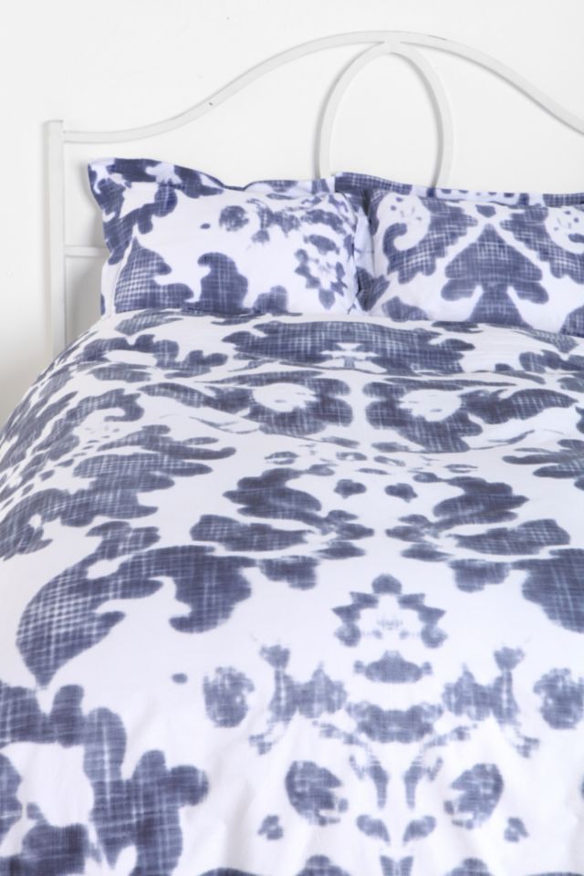 Plum & Bow Damask Duvet Cover #2