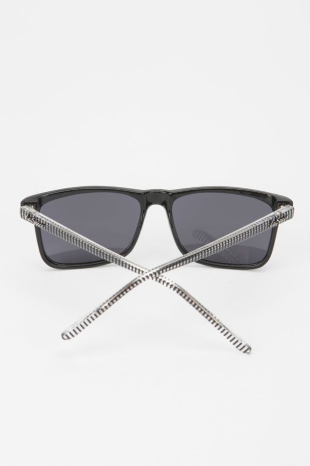 Le Specs Cosmic String Frame #2