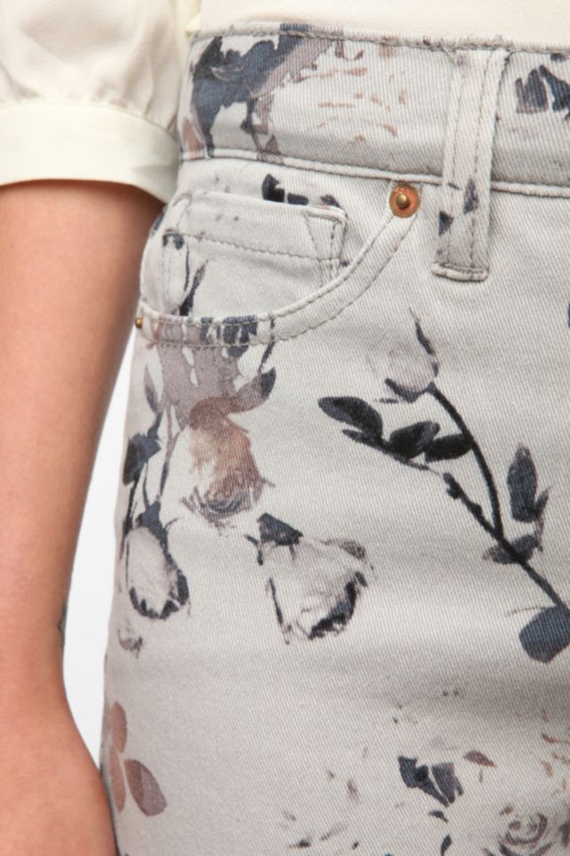 BDG Twig High-Rise Jean- Grey Dip-Dye Roses #3