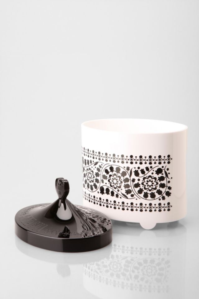 Anna Sui Beauty Box #1