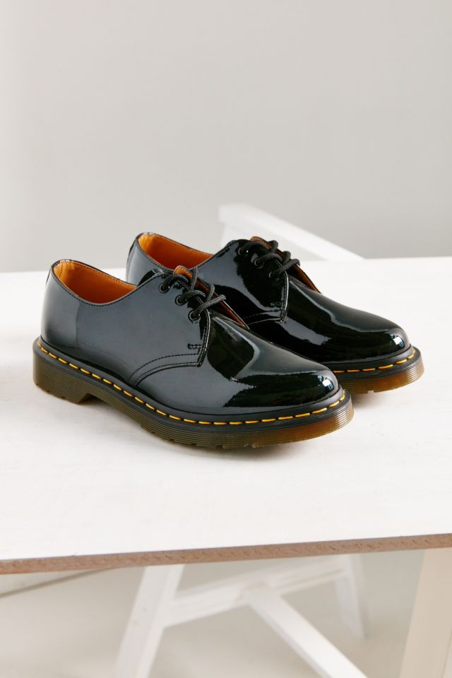 1461 dr martens patent