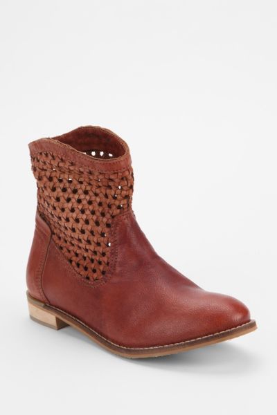 nordstrom miller chelsea boot