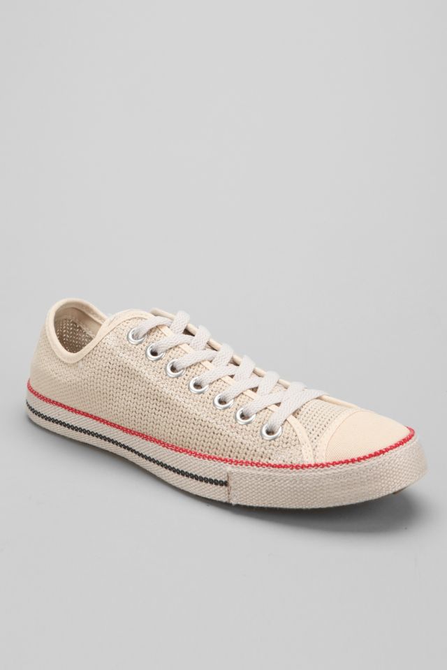 velgørenhed inaktive Afgang Converse Chuck Taylor All Star Chuckout Men's Low-Top Sneaker | Urban  Outfitters