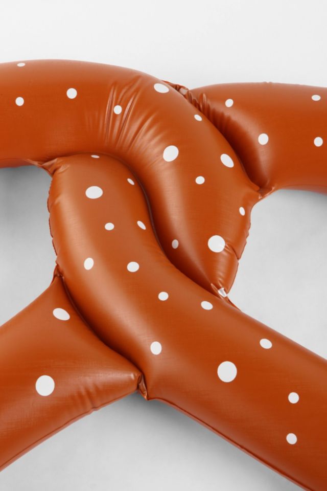 Pretzel Pool Float #3
