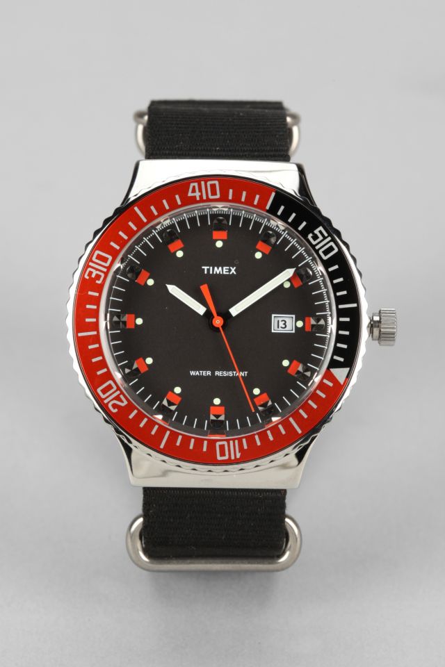 Timex Original Box Set Diver Watch | Urban Outfitters