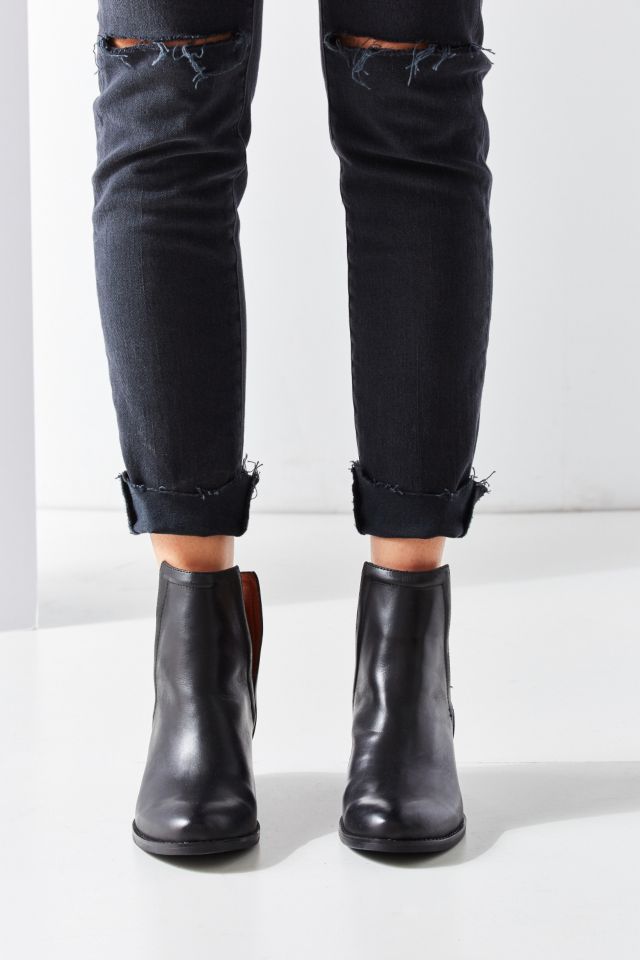 Jeffrey campbell oriley store boot