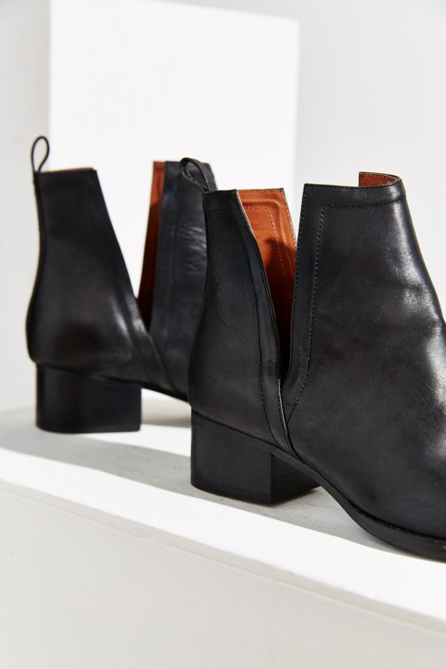 Jeffrey campbell oriley cutout best sale ankle boot