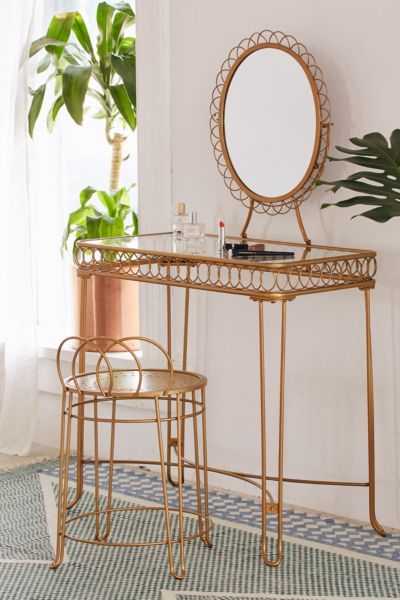 Urban outfitters shop vanity table