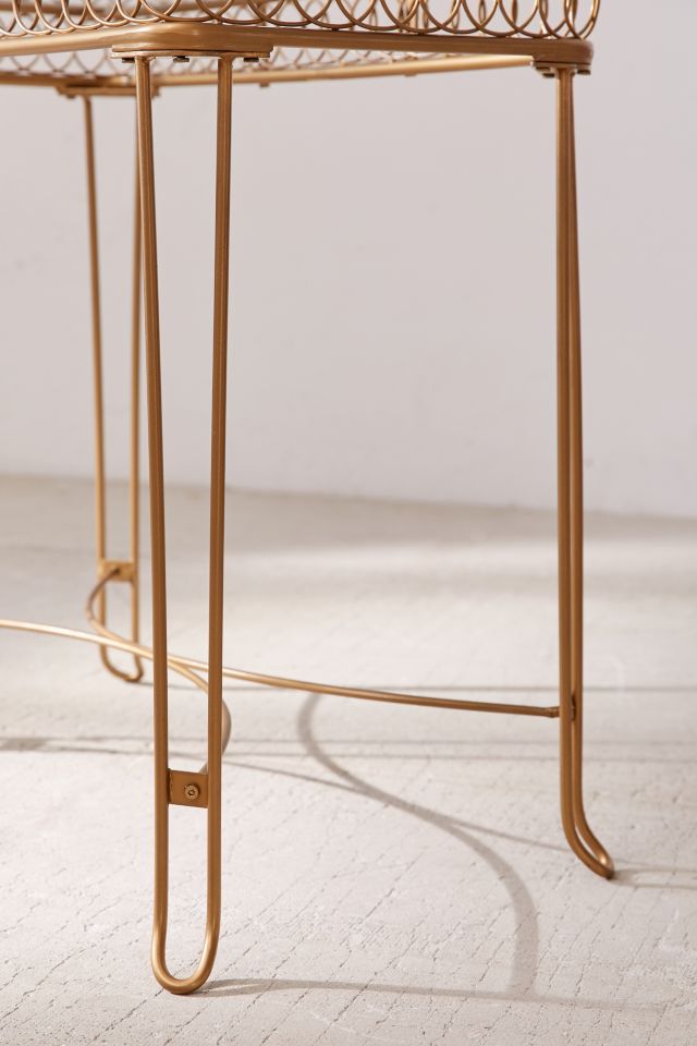 Wire Loop Vanity #5