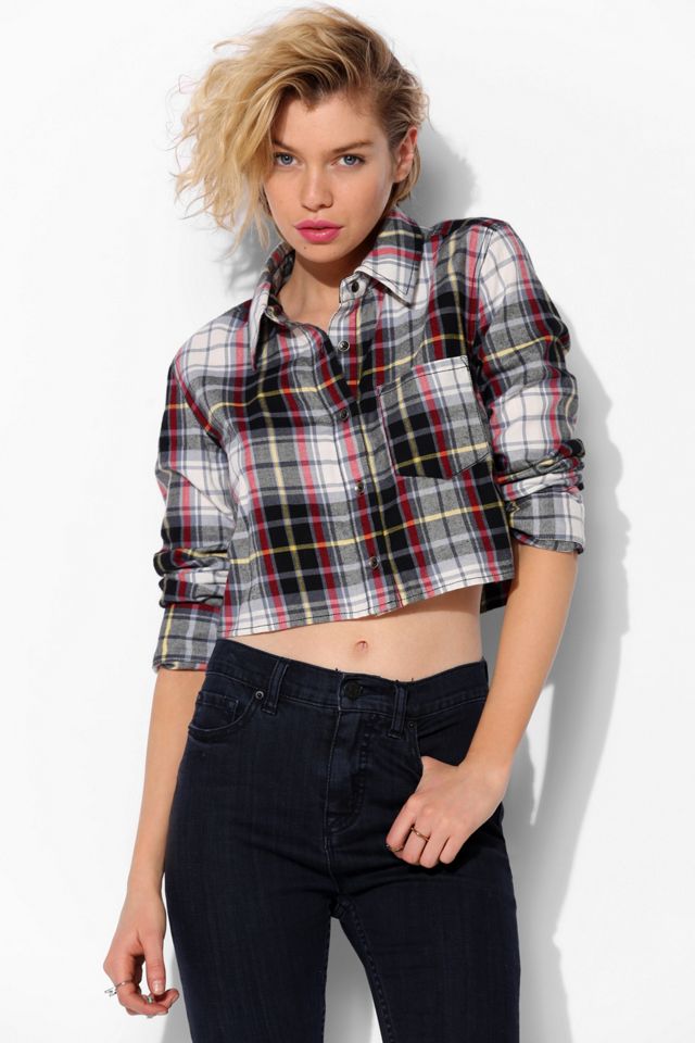 BDG WashOut Cropped Flannel Shirt Urban Outfitters