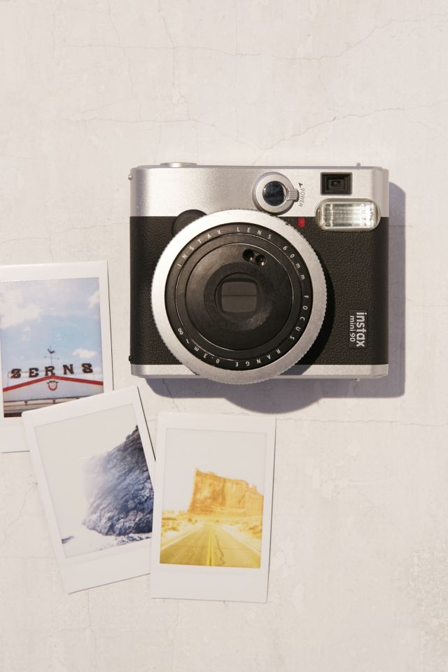 Fujifilm Instax Mini 90 Neo Classic Instant Film Camera, Silver/Black :  FUJIFILM: : Electronics