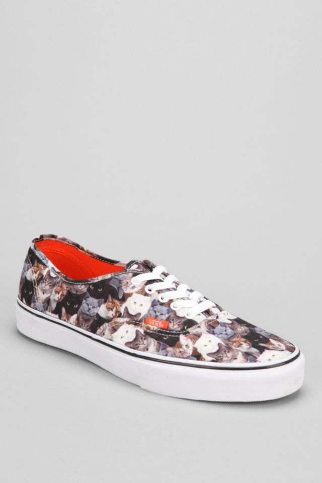 Vans X ASPCA Cats Authentic Men's Sneaker | Urban Outfitters