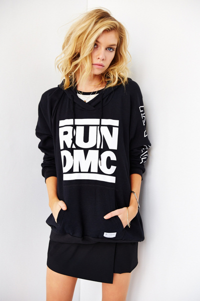 SNS×RUN DMCコラボフーディ　usL 32166365_001_b